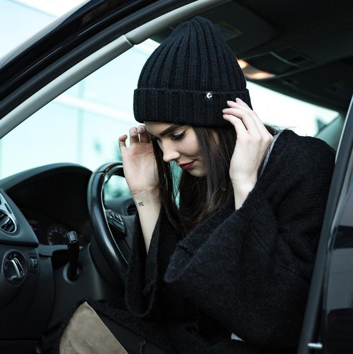 Ribbed Fold Beanie Black